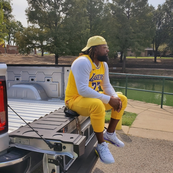 Lebrons - Picture 3 of 6